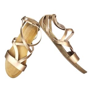 Blowfish Gold Strappy Kids Sandals sz 2 metallic shimmer chic fun comfy strappy